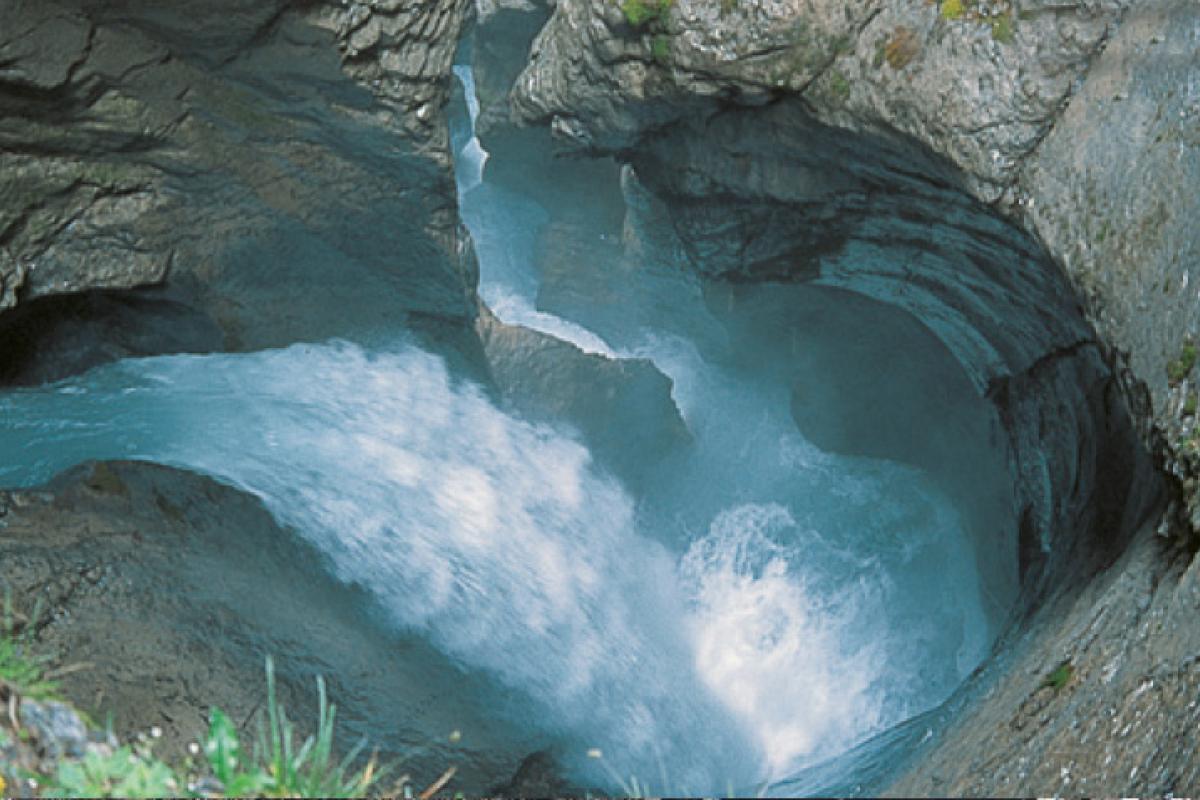 Trümmelbach-waterfalls | Schilthorn - Piz Gloria